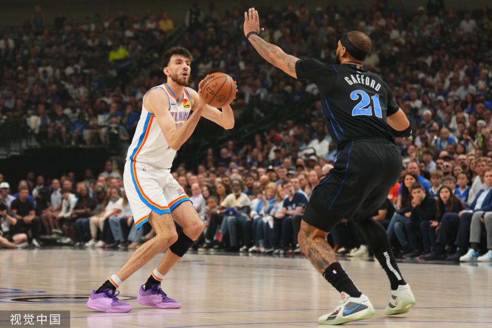 上表现同等 上表现同等