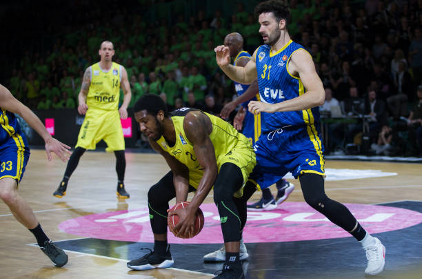 他顶住压力 他顶住压力