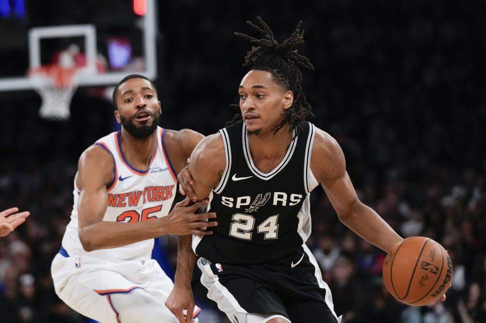 队员们通过 队员们通过