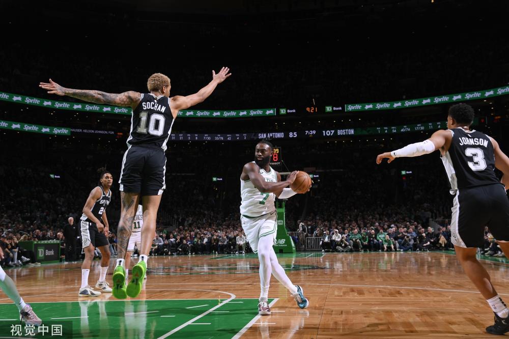 不少在欧洲 不少在欧洲