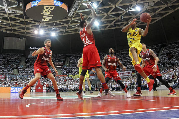 她展现了顶 她展现了顶